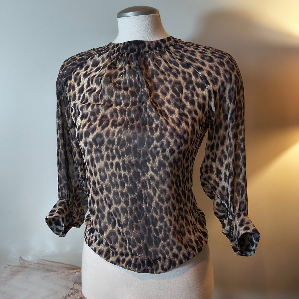Casual Leopard Print Open Back Blouse